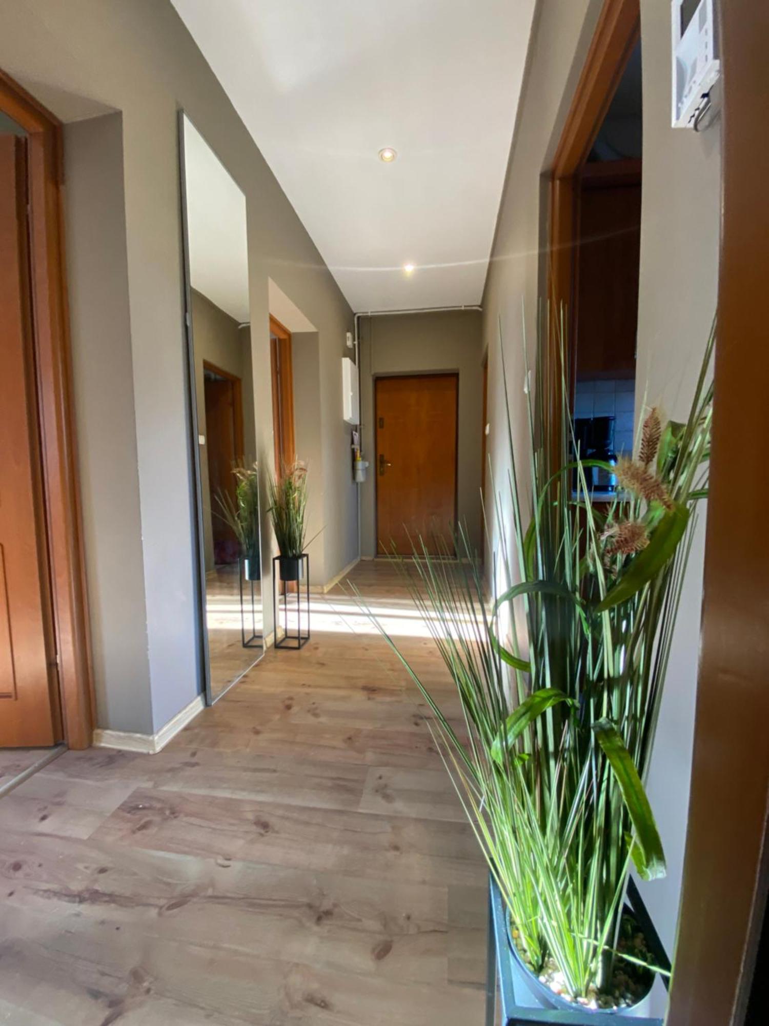 4 Pokoje - 86 M2 - 300 M Od Rynku Breslávia Exterior foto